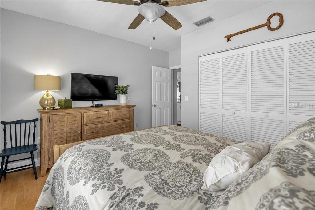 Image 26 of property listing at 4220 PINEBROOK CIRCLE 11, Bradenton, FL 34209