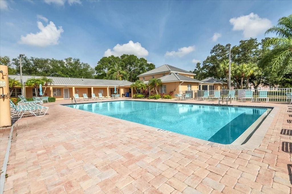 Image 52 of property listing at 4220 PINEBROOK CIRCLE 11, Bradenton, FL 34209