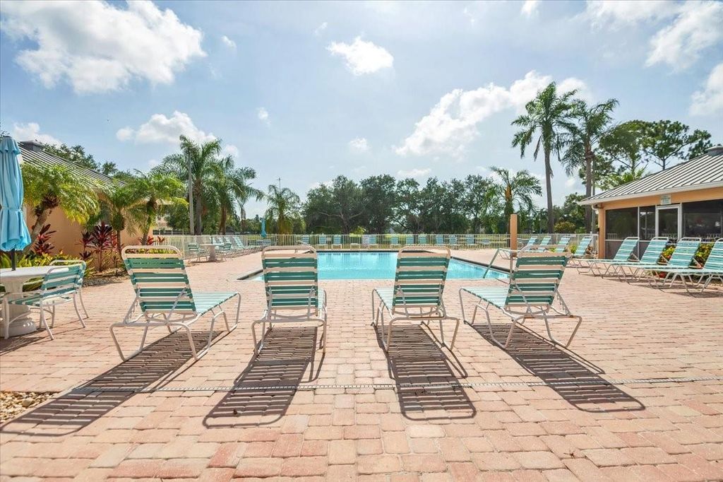 Image 53 of property listing at 4220 PINEBROOK CIRCLE 11, Bradenton, FL 34209