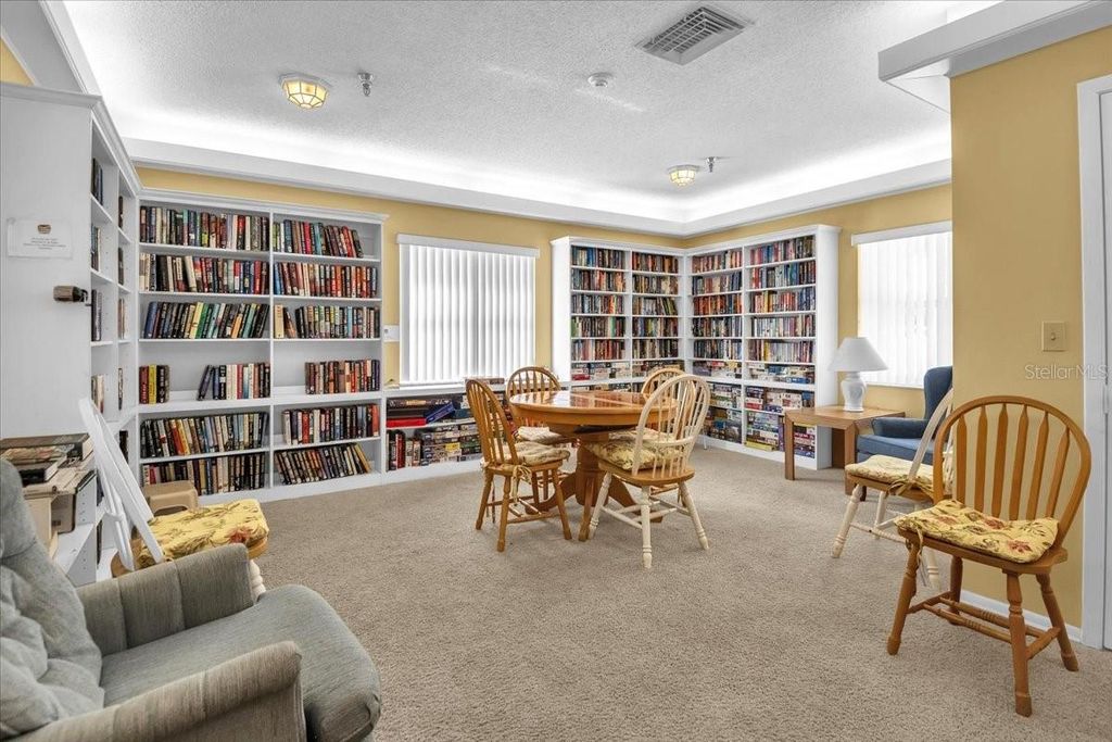 Image 57 of property listing at 4220 PINEBROOK CIRCLE 11, Bradenton, FL 34209