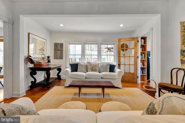 206 E MARKET ST, Lewes, DE 19958