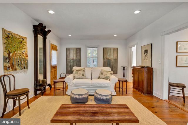 206 E MARKET ST, Lewes, DE 19958