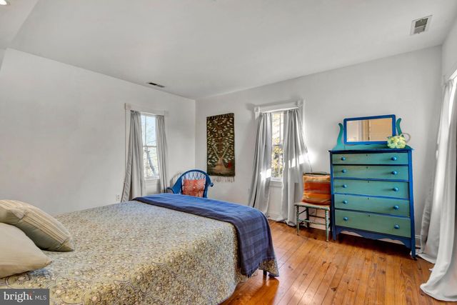 206 E MARKET ST, Lewes, DE 19958