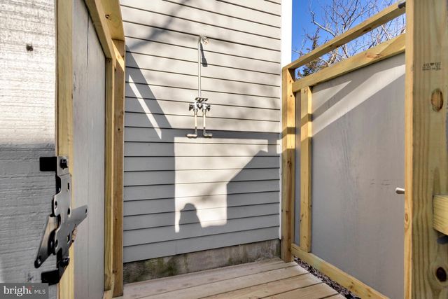 206 E MARKET ST, Lewes, DE 19958