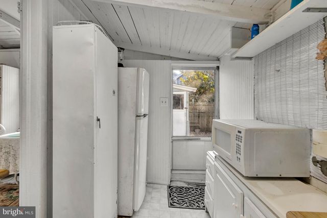 206 E MARKET ST, Lewes, DE 19958