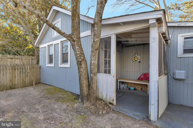 206 E MARKET ST, Lewes, DE 19958