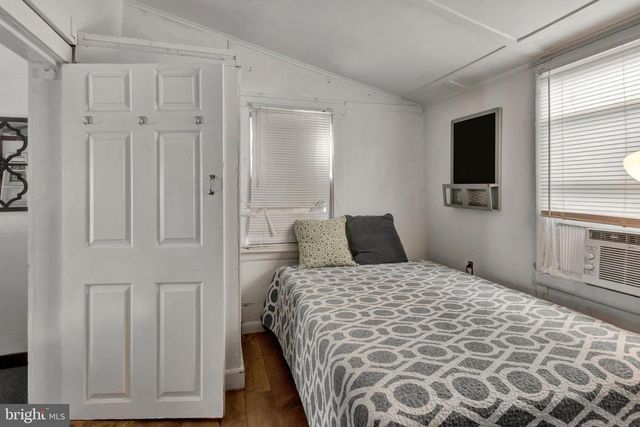 206 E MARKET ST, Lewes, DE 19958