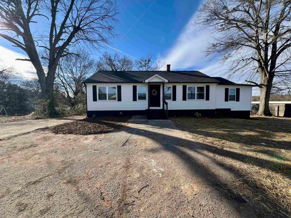 671 Chesnee Hwy, Spartanburg, SC 29303