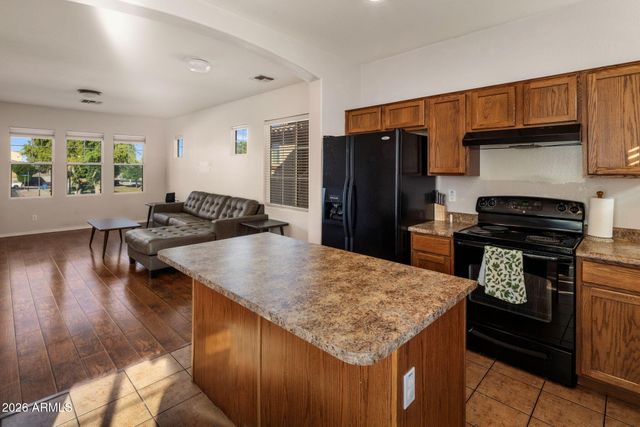 1935 N 78TH Drive, Phoenix, AZ 85035