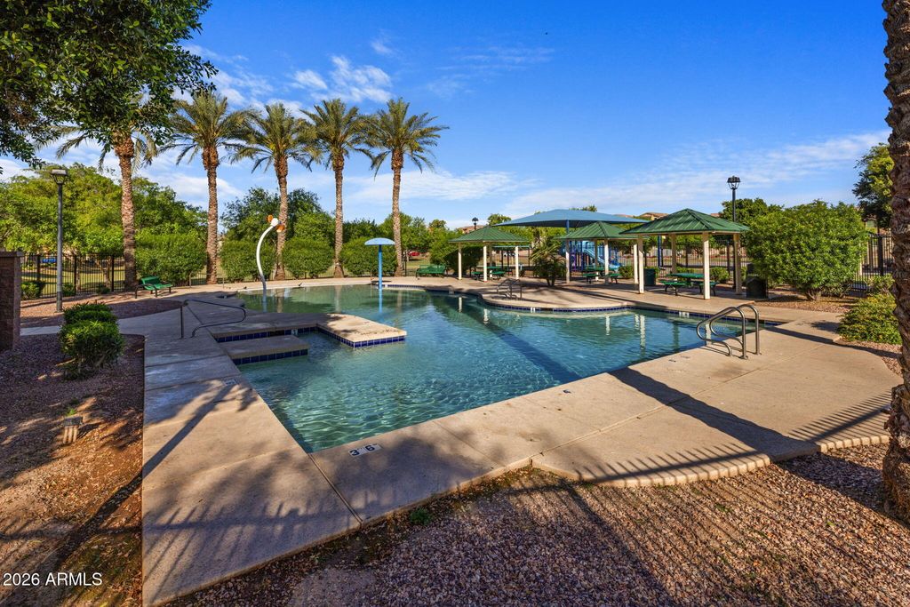 1935 N 78TH Drive, Phoenix, AZ 85035 — photo 4