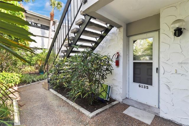 1555 TARPON CENTER DRIVE 135, Venice, FL 34285