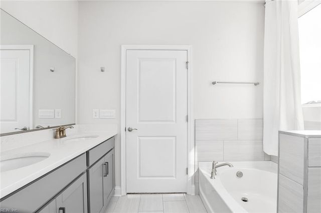 171 Royal Blackheath, Smithfield, VA 23430