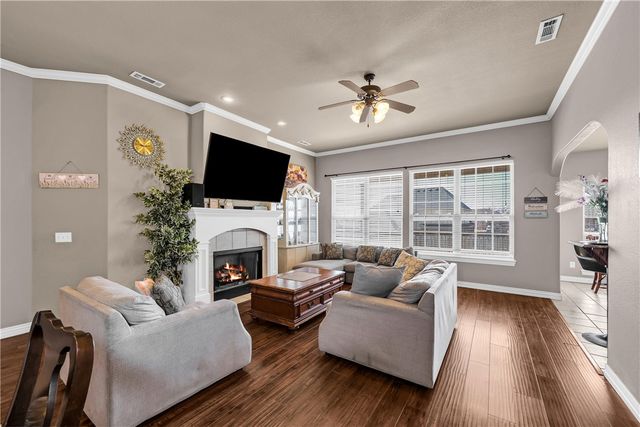 520 Coopers Farm Road, Centerton, AR 72719