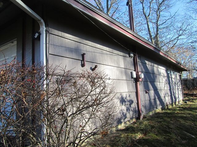 19 Ruth Rd, Brockton, MA 02302