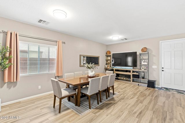 17606 N 27TH Way, Phoenix, AZ 85032