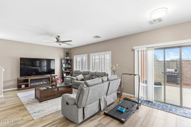 17606 N 27TH Way, Phoenix, AZ 85032