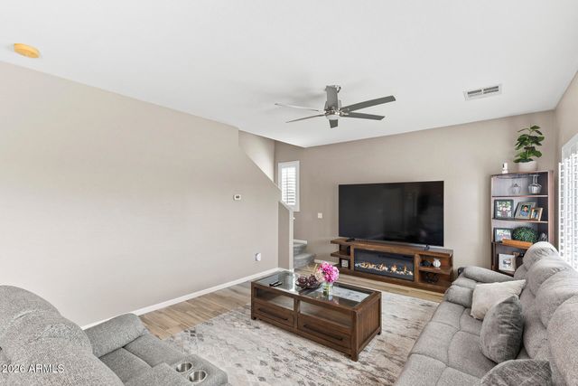 17606 N 27TH Way, Phoenix, AZ 85032