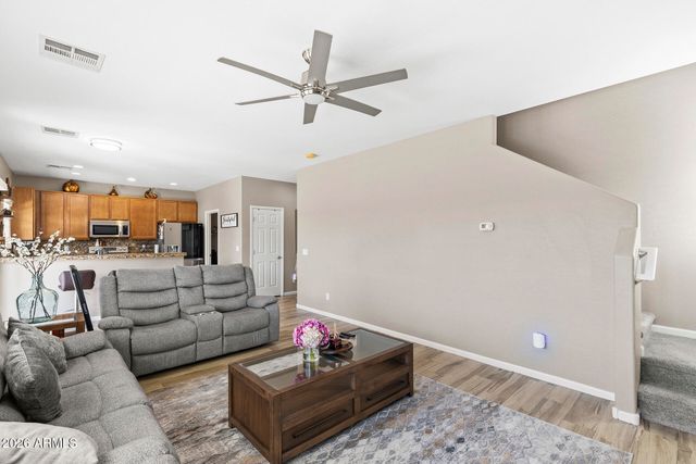 17606 N 27TH Way, Phoenix, AZ 85032