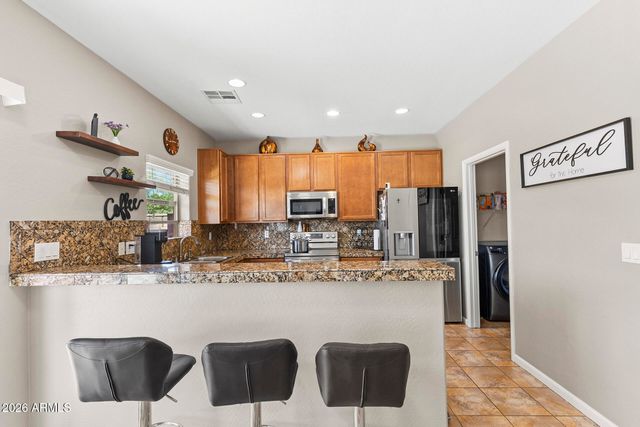 17606 N 27TH Way, Phoenix, AZ 85032