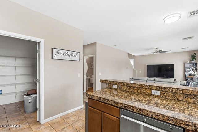 17606 N 27TH Way, Phoenix, AZ 85032