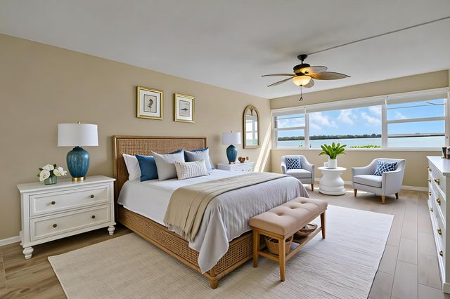 60 Yacht Club Drive 103, North Palm Beach, FL 33408
