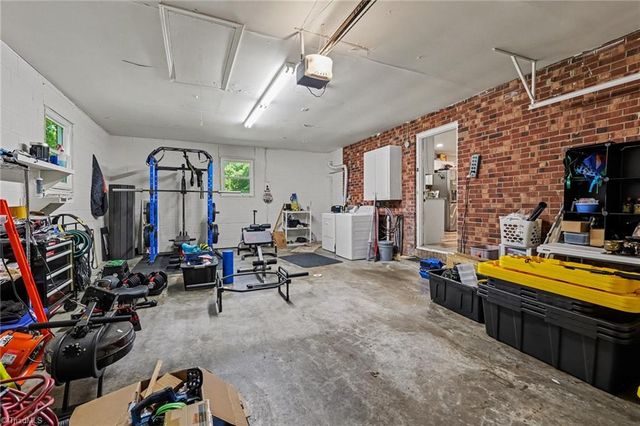 2205 Cardinal Drive, Jamestown, NC 27282