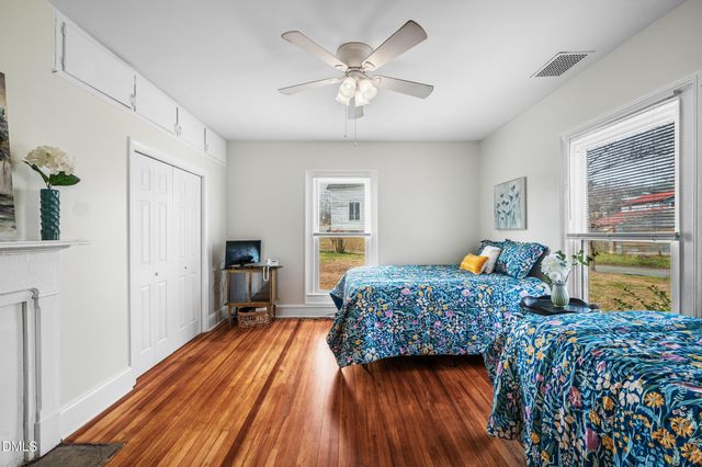 307 W Main Street, Haw River, NC 27258