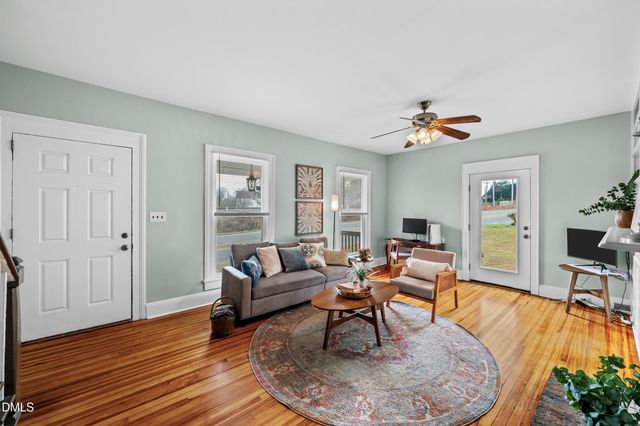 307 W Main Street, Haw River, NC 27258