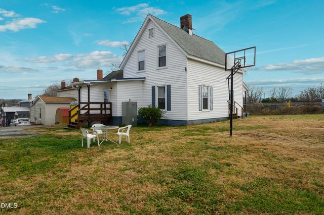 307 W Main Street, Haw River, NC 27258