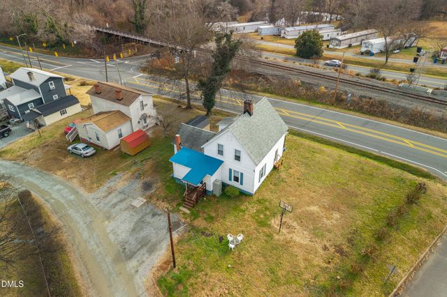 307 W Main Street, Haw River, NC 27258