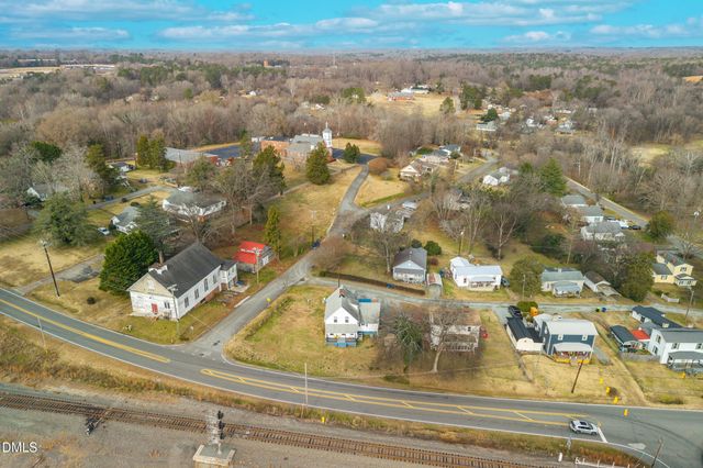 307 W Main Street, Haw River, NC 27258