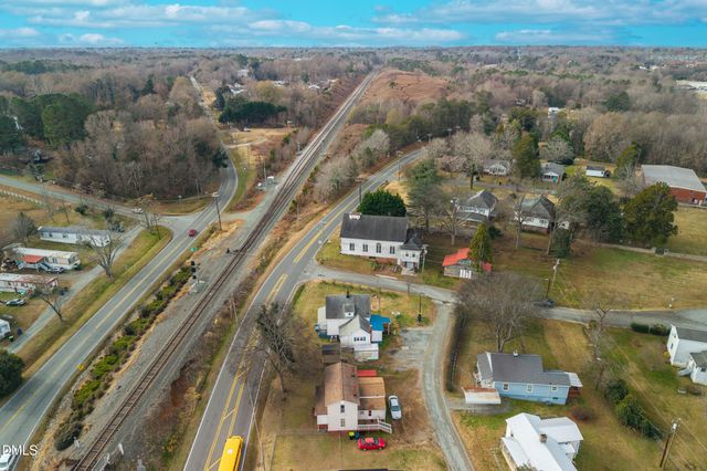 307 W Main Street, Haw River, NC 27258