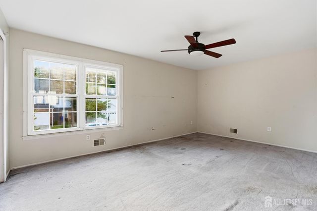 6 Killington Court, Old Bridge, NJ 08857