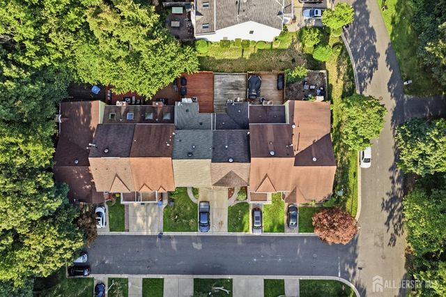 6 Killington Court, Old Bridge, NJ 08857