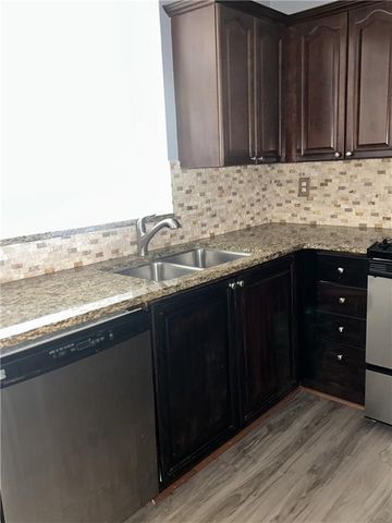 1502 River Green NW Drive, Atlanta, GA 30327