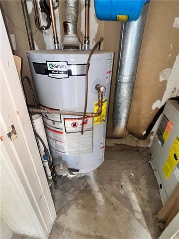 1502 River Green NW Drive, Atlanta, GA 30327