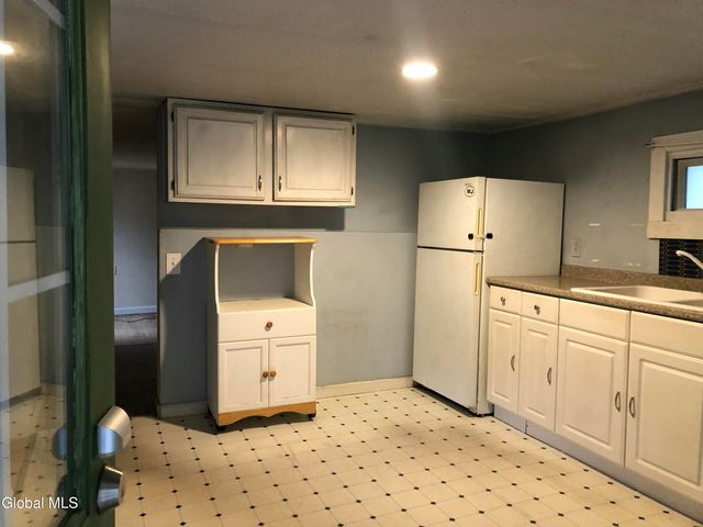 2185 Hoffman Lane, Rotterdam, NY 12306