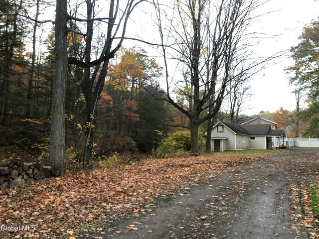 2185 Hoffman Lane, Rotterdam, NY 12306