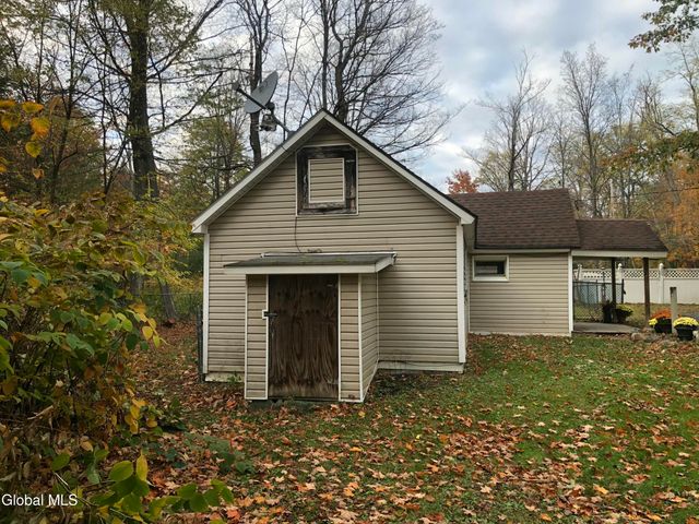 2185 Hoffman Lane, Rotterdam, NY 12306