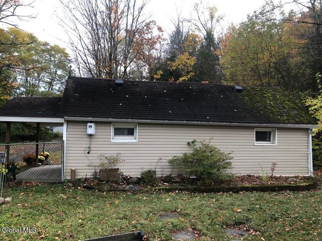 2185 Hoffman Lane, Rotterdam, NY 12306