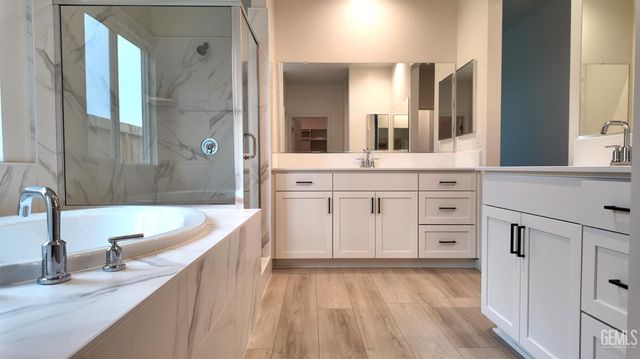 7306 Cryosphere Street, Bakersfield, CA 93311