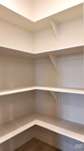 7306 Cryosphere Street, Bakersfield, CA 93311