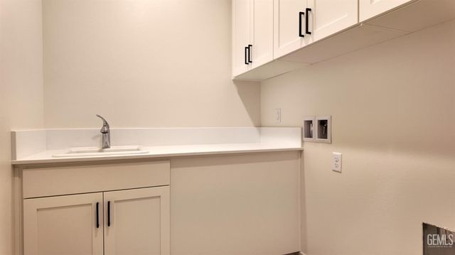 7306 Cryosphere Street, Bakersfield, CA 93311