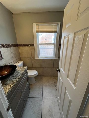 10030 Hartwell Street, Detroit, MI 48227