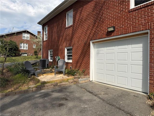 1631 Maple Avenue, Albemarle, NC 28001