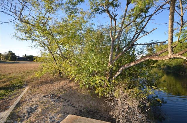 1001 NE 5th PL, Cape Coral, FL 33909