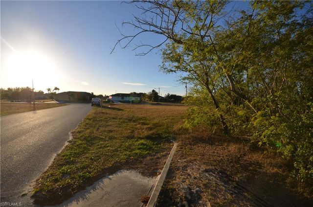 1001 NE 5th PL, Cape Coral, FL 33909