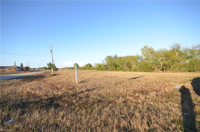 1001 NE 5th PL, Cape Coral, FL 33909