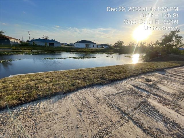 1001 NE 5th PL, Cape Coral, FL 33909