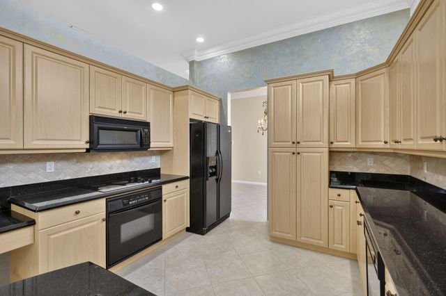 9937 Via Elegante, Wellington, FL 33411